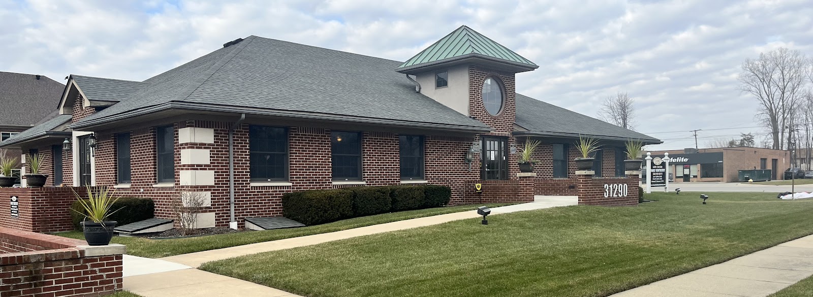 Chesterfield Oaks Laser Dentistry in Chesterfield