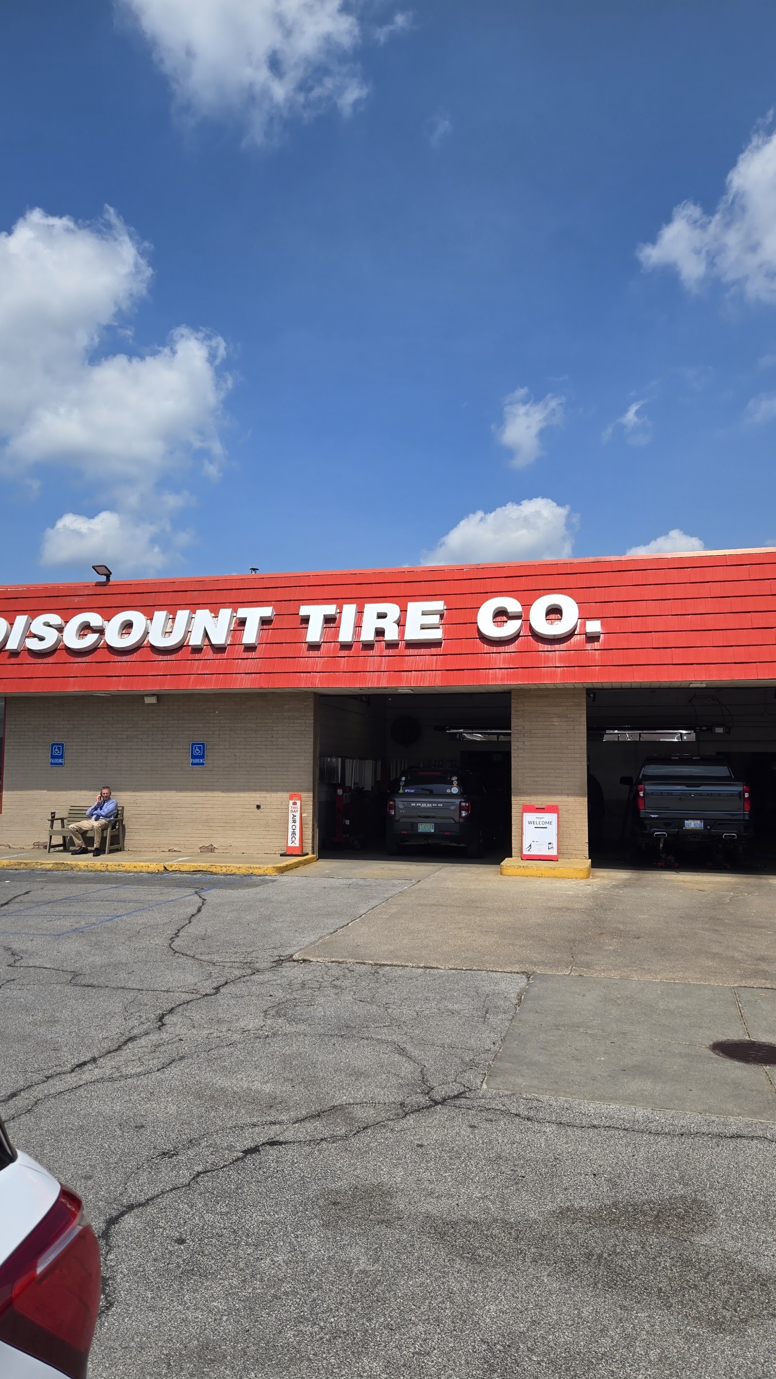 Discount Tire — photo