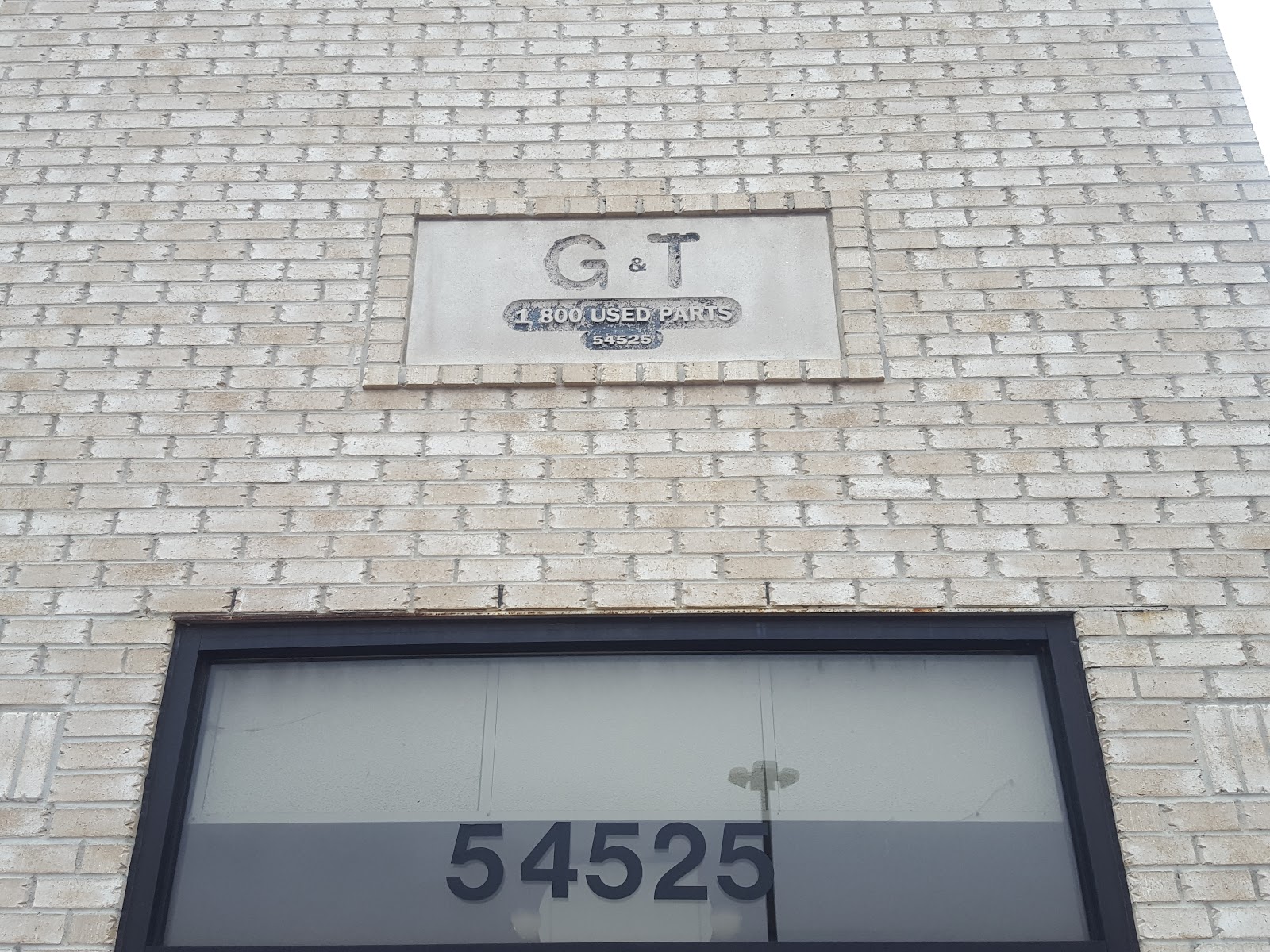G & T Used Auto Parts — photo
