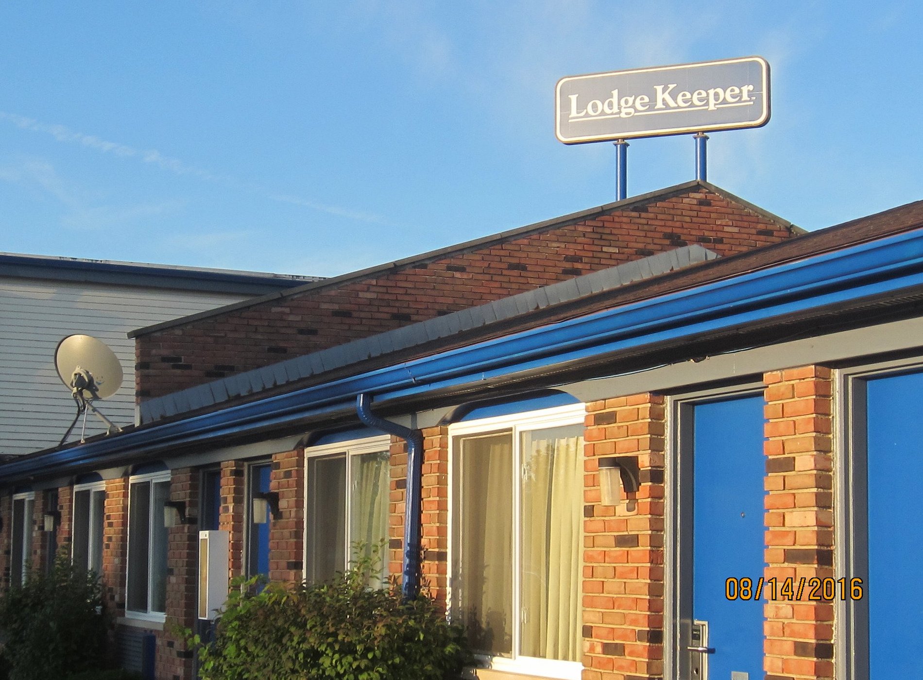Lodge Keeper Motel — photo