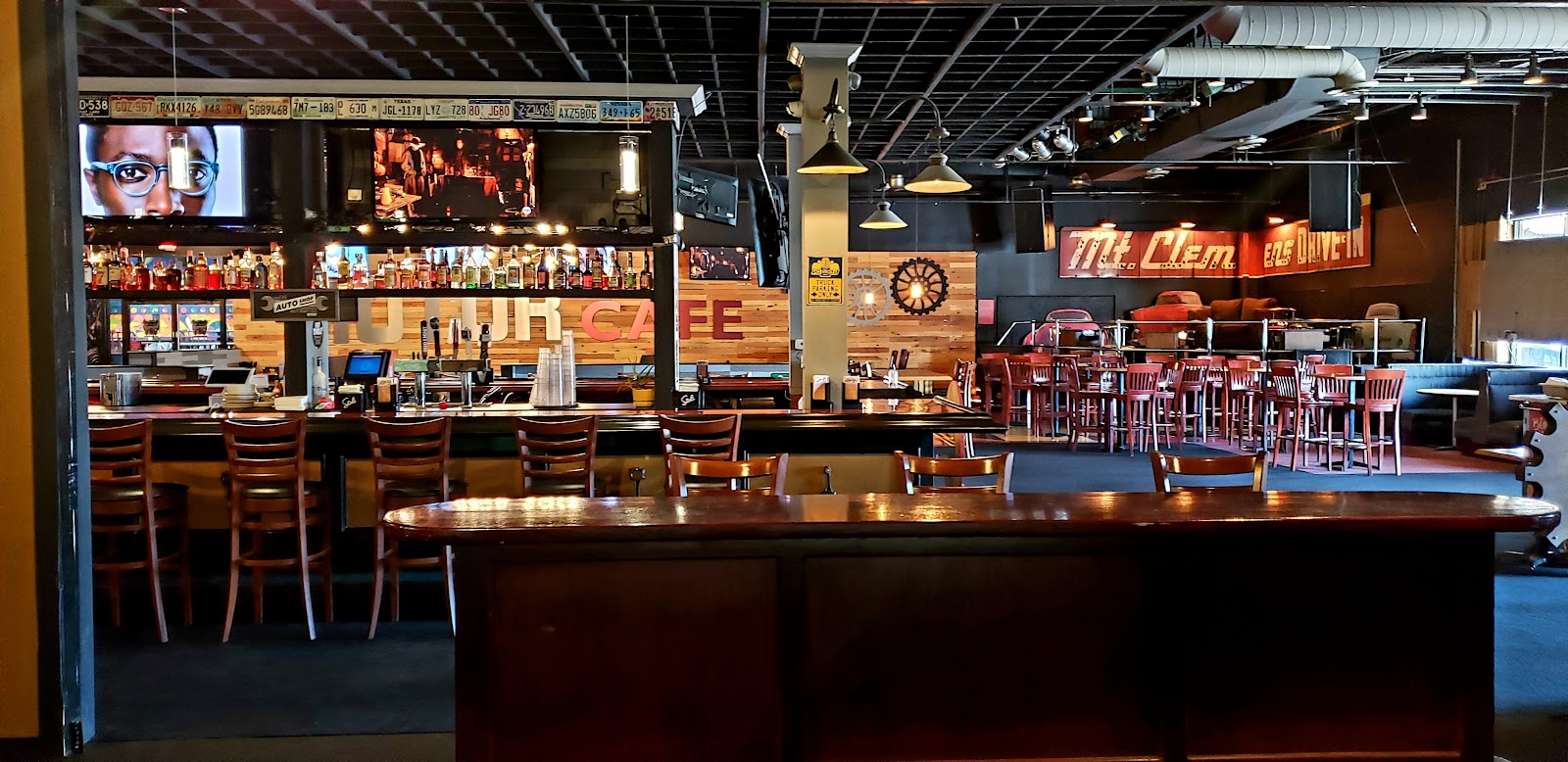 Motor Cafe — photo
